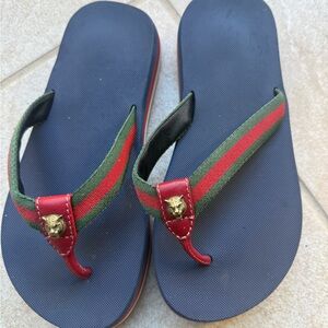 Gucci Red and Green Strap Sandals
